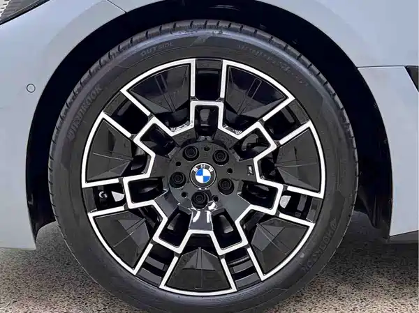 BMW 4 Series 2025
