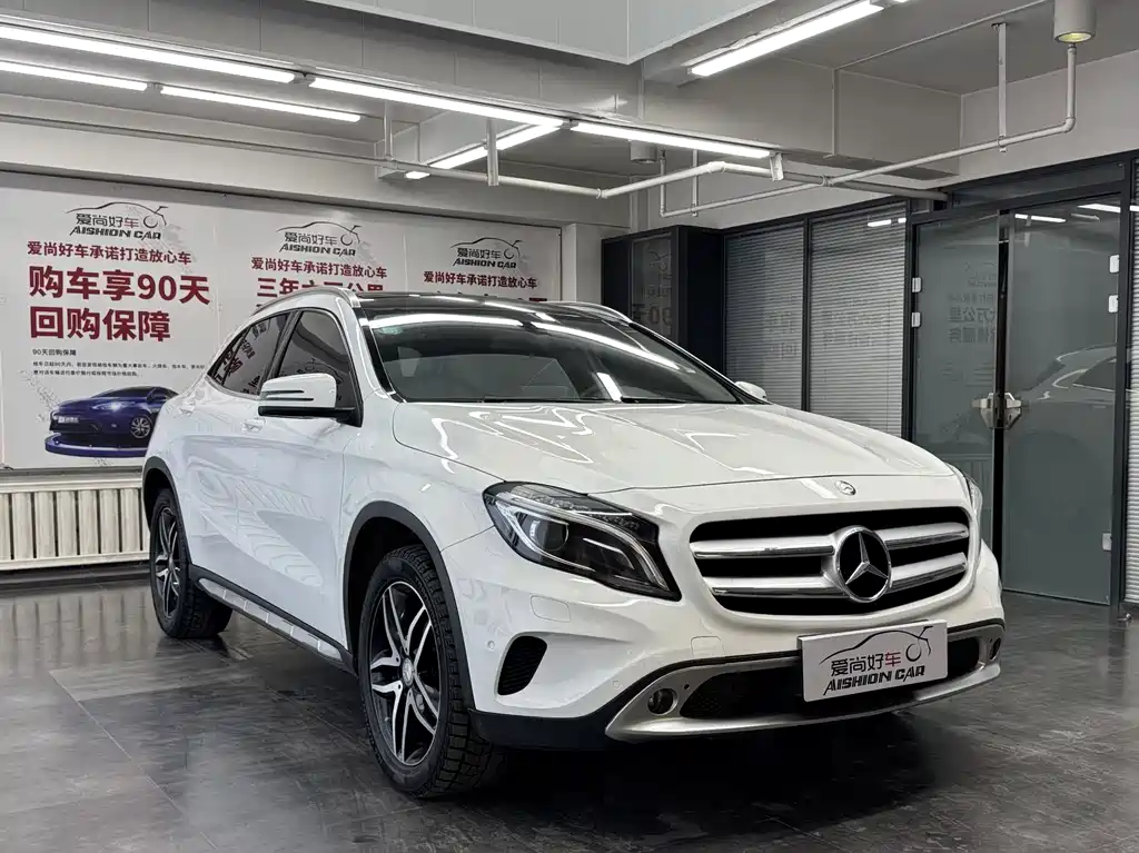 Mercedes-Benz GLA 2016