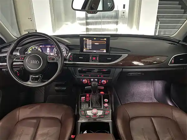 Audi A6L New Energy 2017