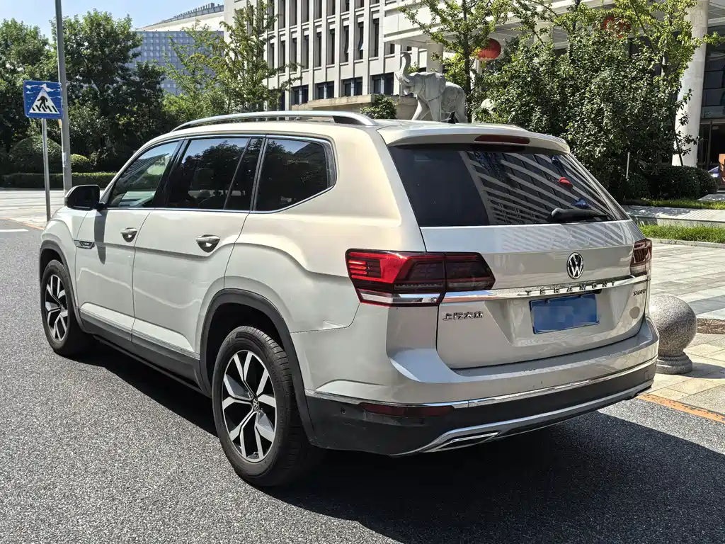 Volkswagen Teramont 2018 — фото 2