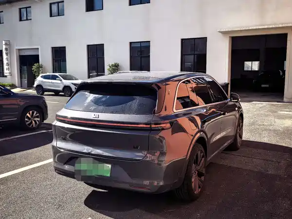 Li Auto L6 2024