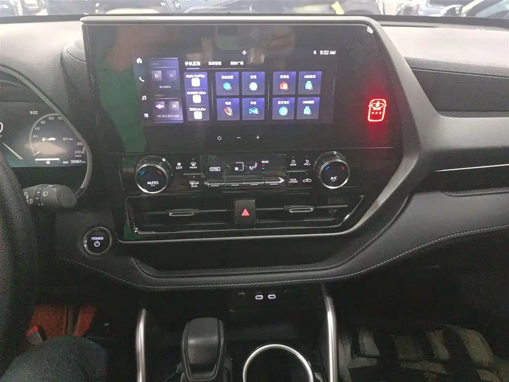Toyota Highlander 2025 — фото 13