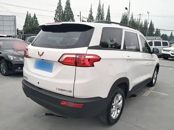 Wuling Hongguang S3 2019