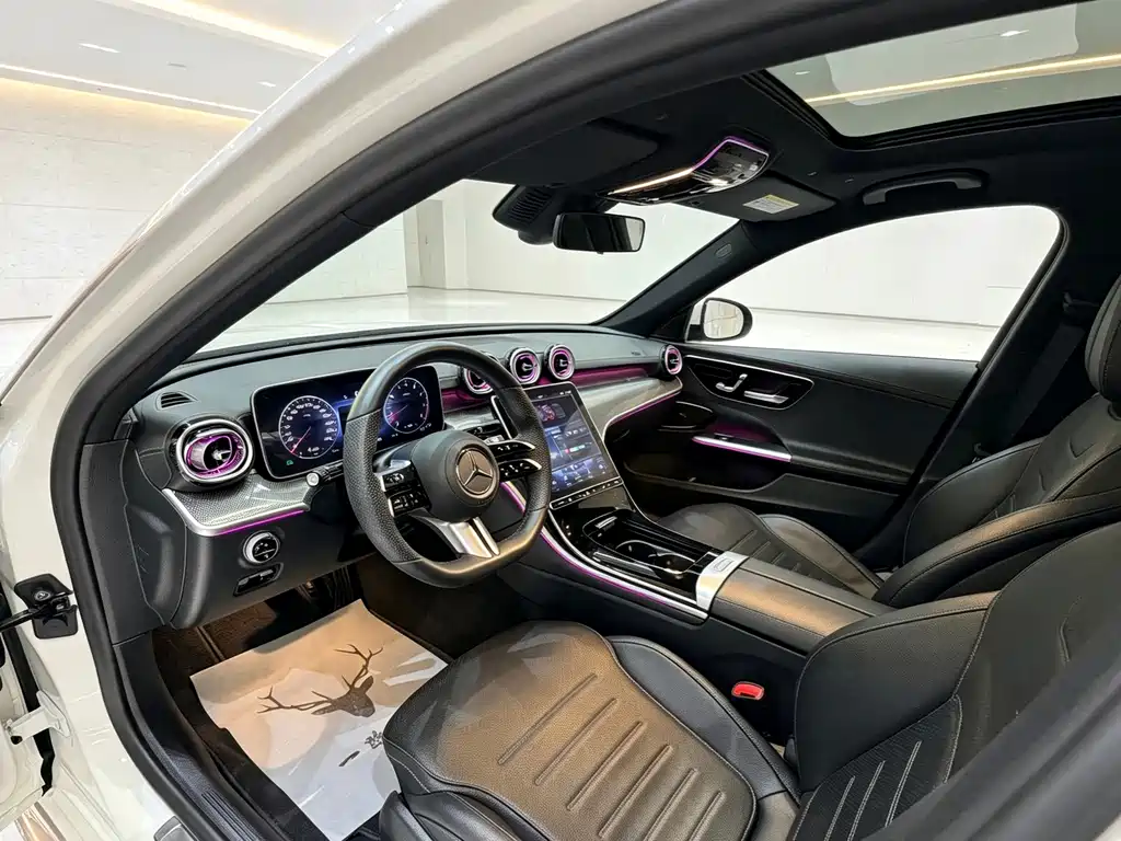 Mercedes-Benz C-Class 2022