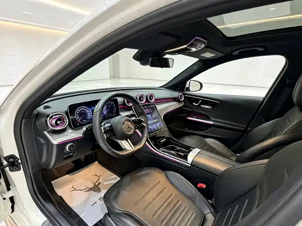 Mercedes-Benz C-Class 2022