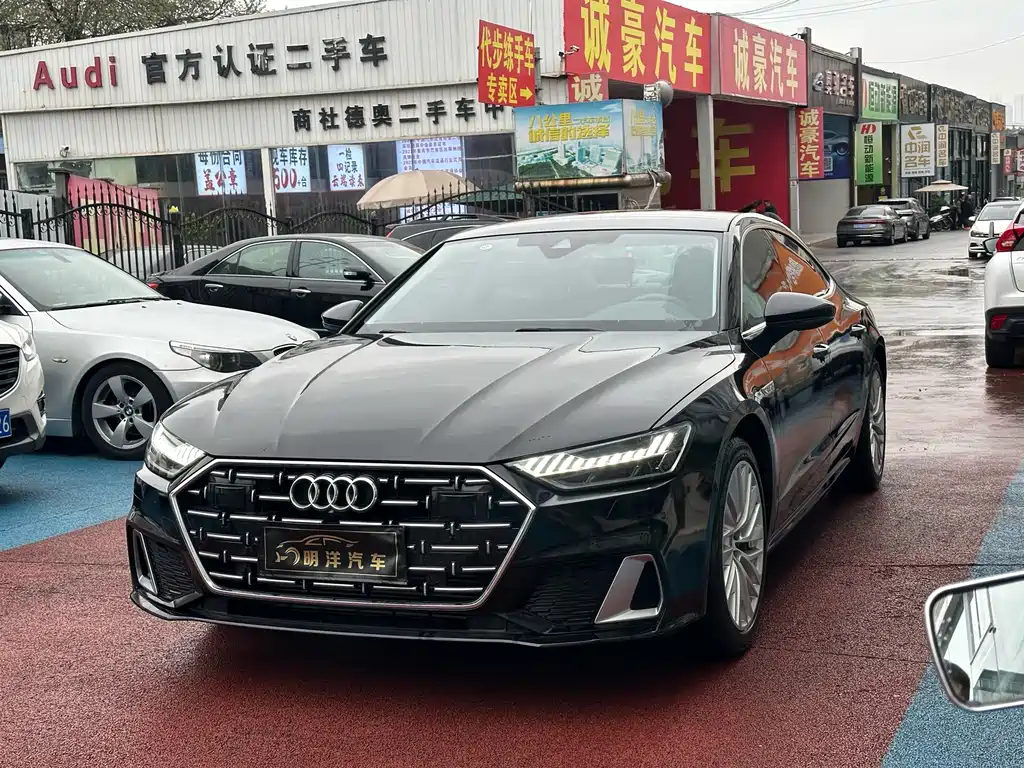 Audi A7L 2023 — фото 1