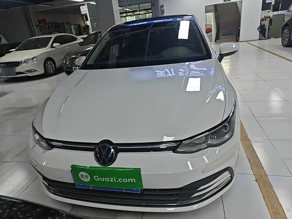 Volkswagen Golf 2022
