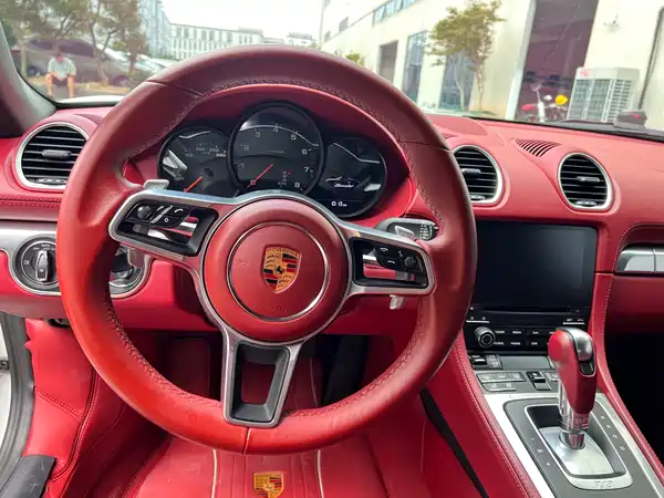 Porsche 718 2022