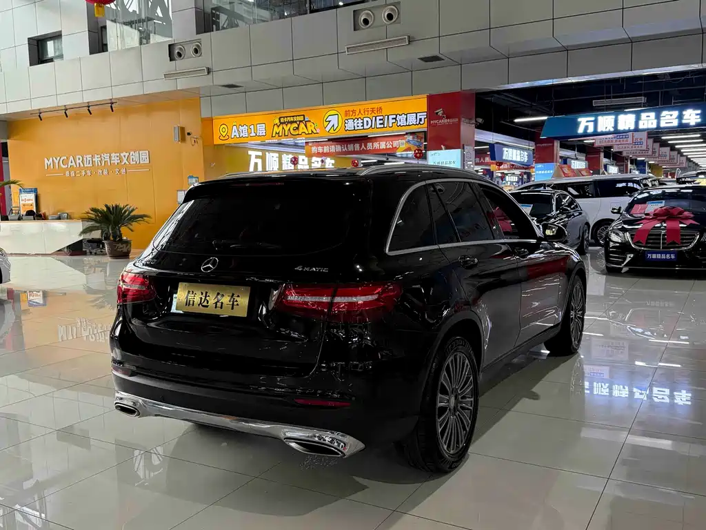 Mercedes-Benz GLC 2016 — фото 14