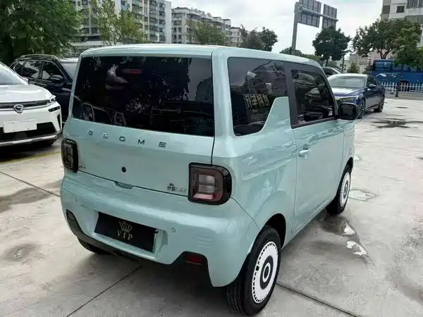 Geely Galaxy Panda 2023