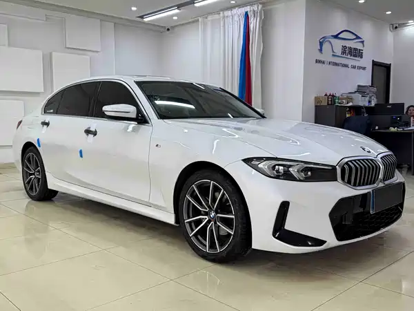 BMW 3 Series 2023