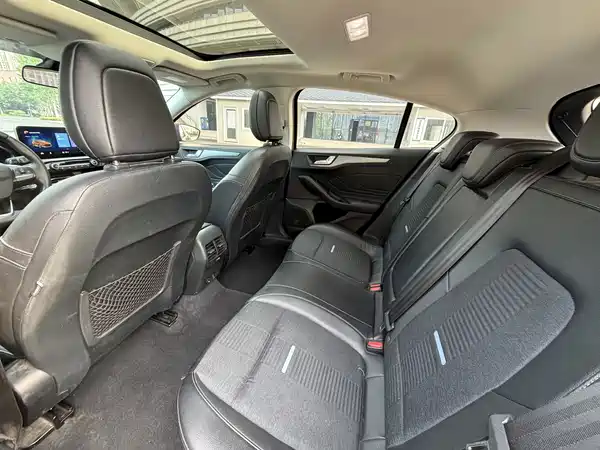 Ford Fox Active 2020