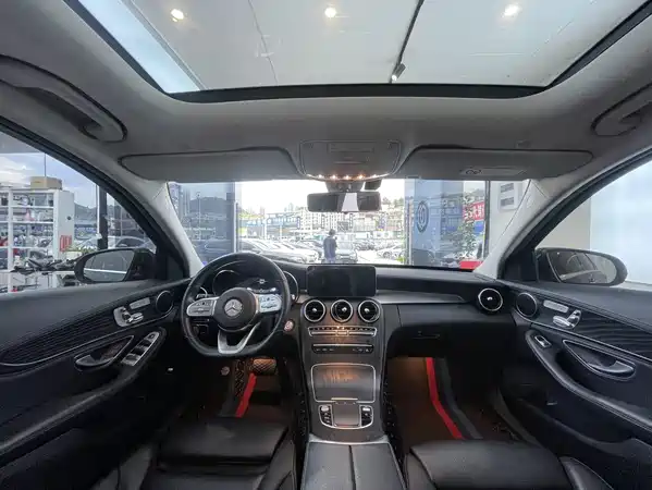 Mercedes-Benz C-Class 2020