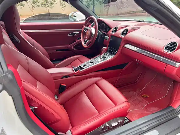 Porsche 718 2022
