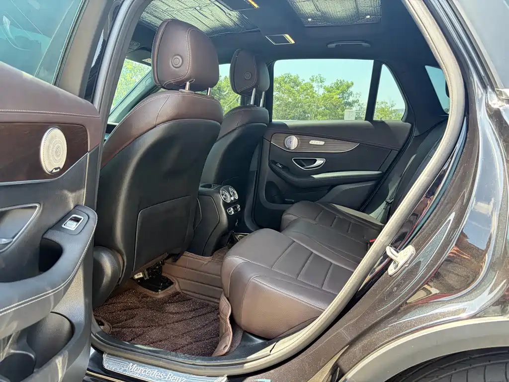 Mercedes-Benz GLC 2021