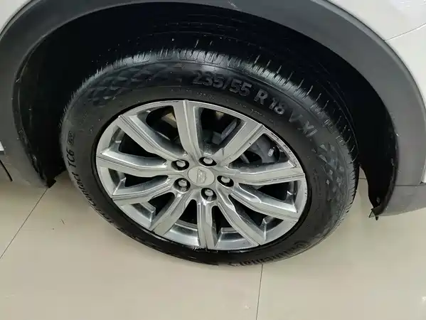 Cadillac XT4 2021