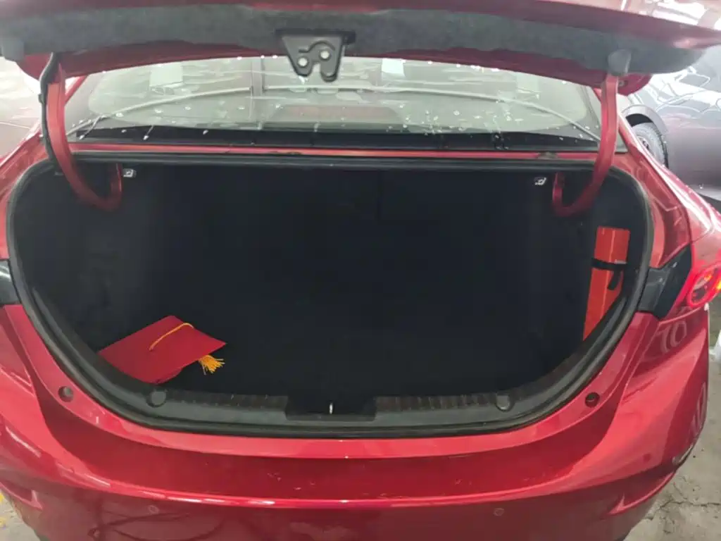 Mazda 3 Angkesela 2016 — фото 19