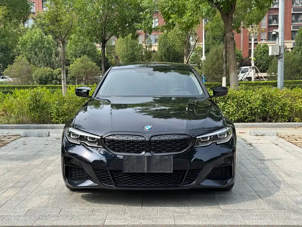 BMW 3 Series 2022