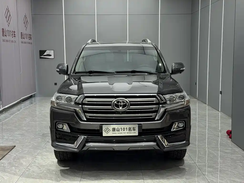 Toyota Land Cruiser 2019 — фото 2