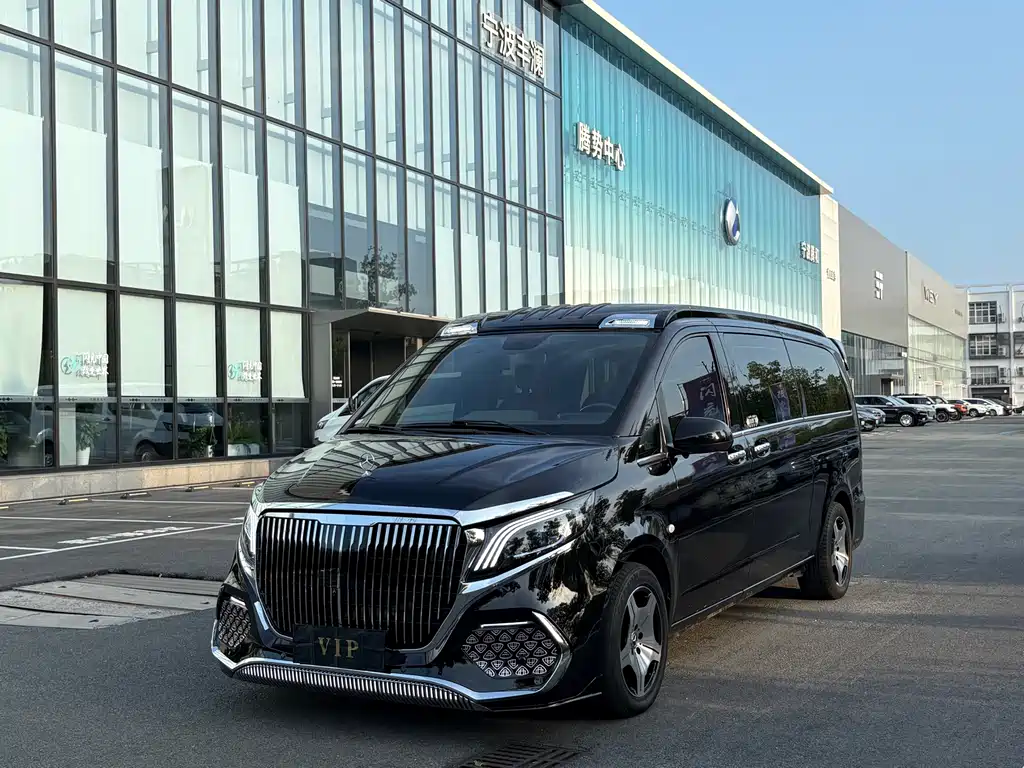 Mercedes-Benz Vito 2022 — фото 1