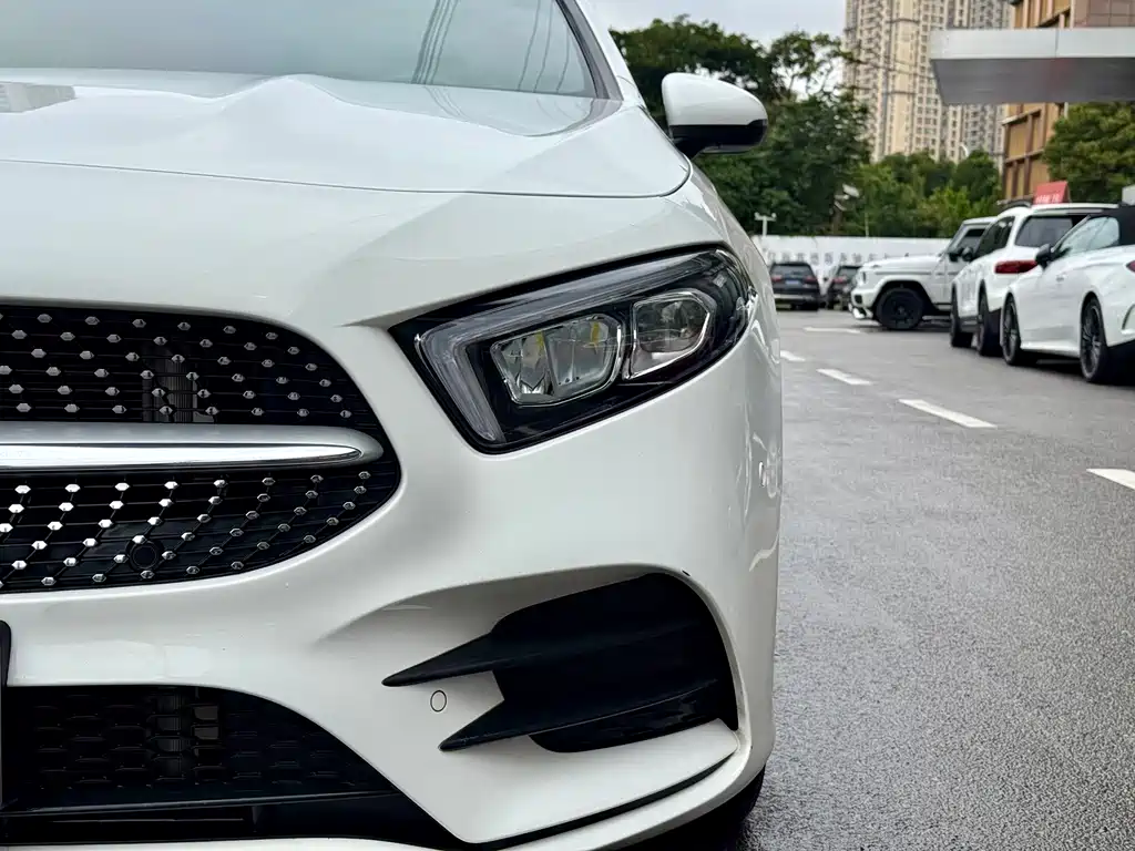 Mercedes-Benz A-Class 2022 — фото 10