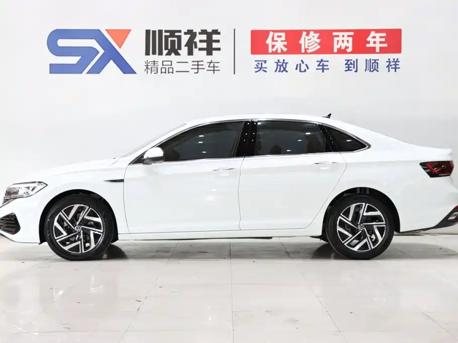 Volkswagen Sagitar 2025