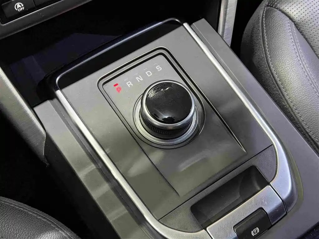 Land Rover Discovery Sport 2019 — фото 13