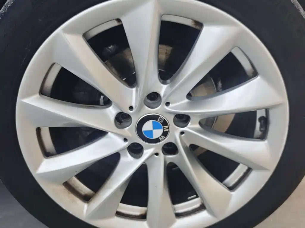 BMW 3 Series GT 2019 — фото 17