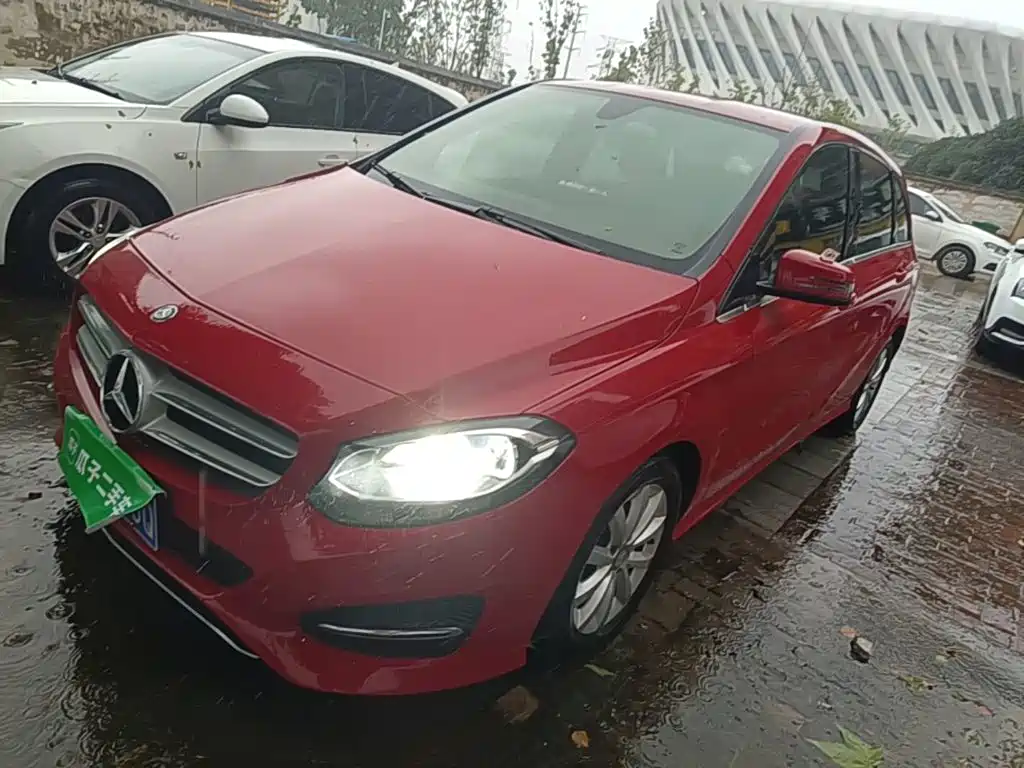 Mercedes-Benz B-Class 2016