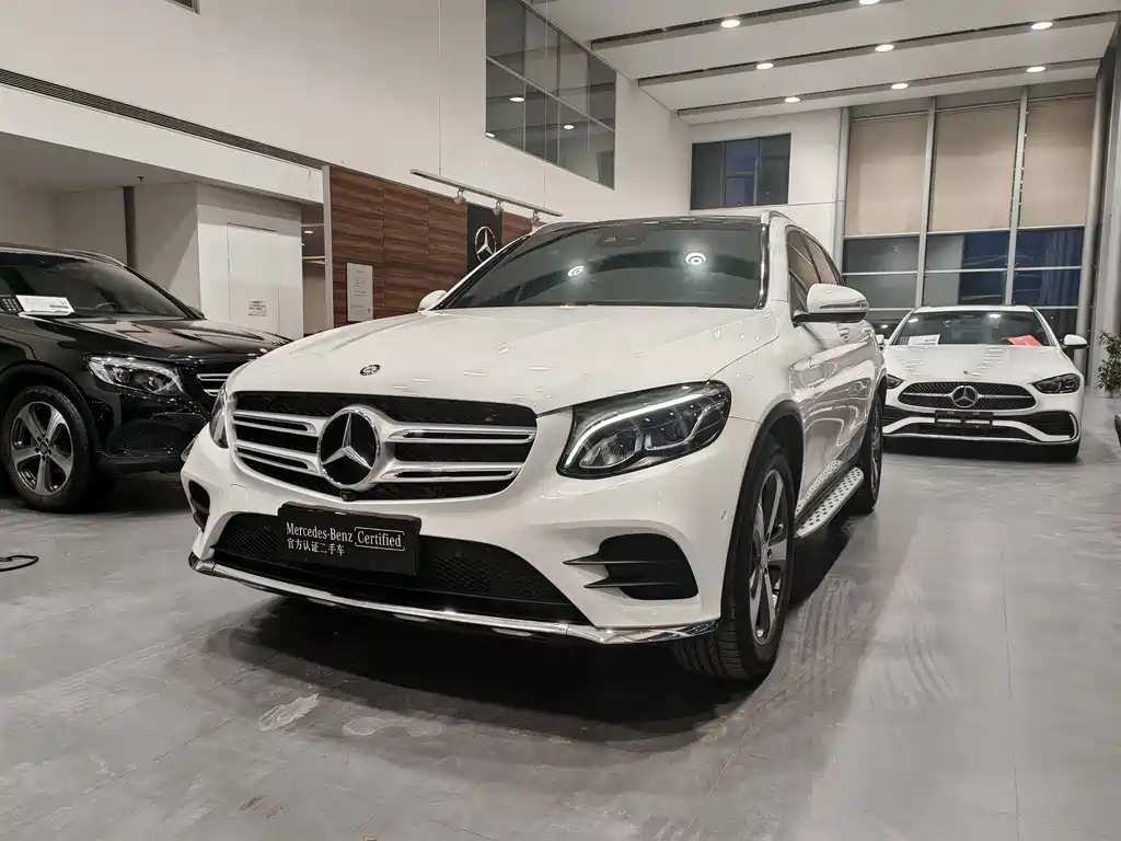 Mercedes-Benz GLC 2017 — фото 1