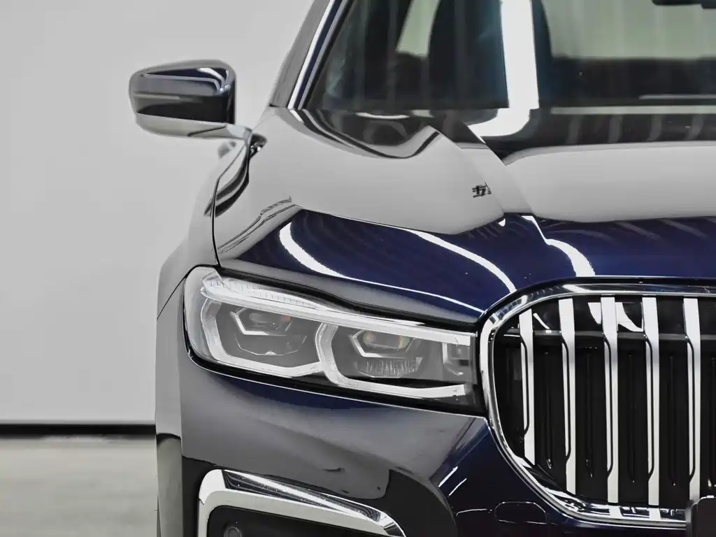 BMW 7 Series 2019 — фото 11