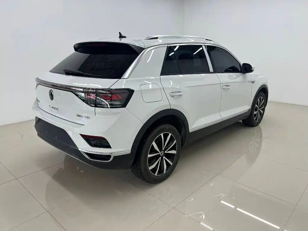 Volkswagen T-Roc 2023
