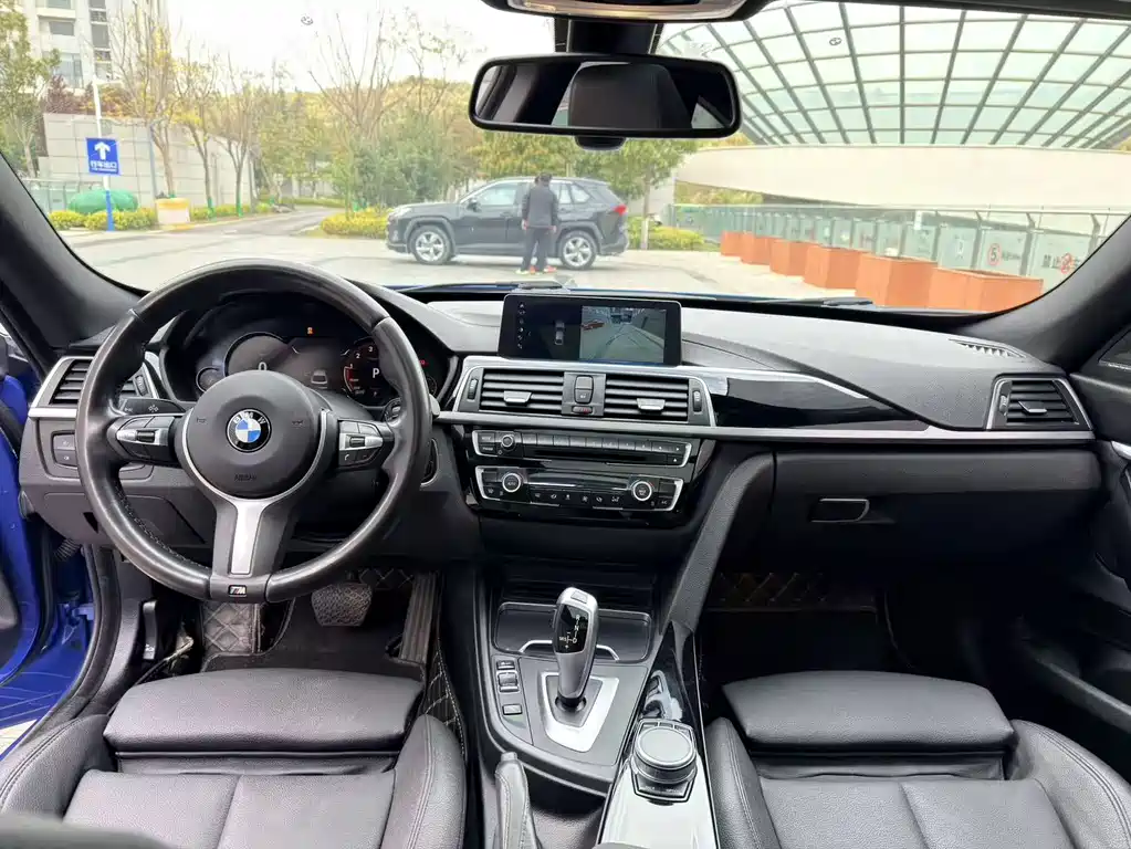 BMW 3 Series GT 2019 — фото 16