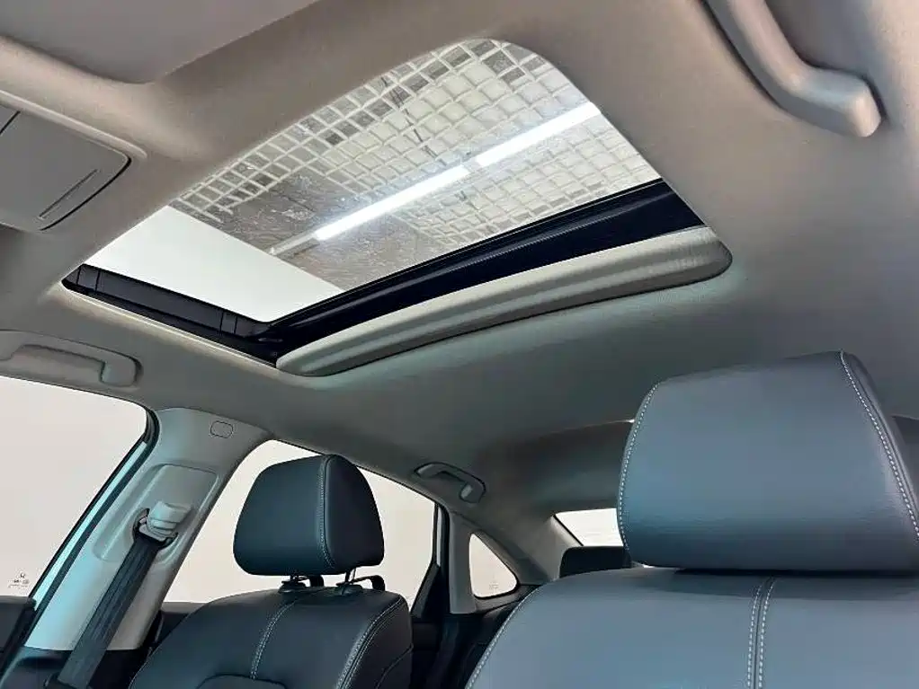 Honda Civic 2023 — фото 14