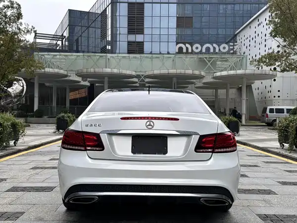 Mercedes-Benz E-Class 2014
