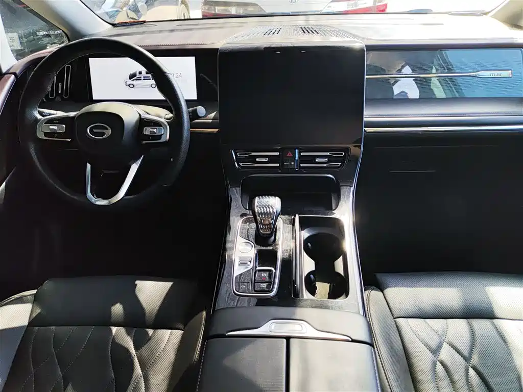GAC Motor Trumpchi M8 2023 — фото 8