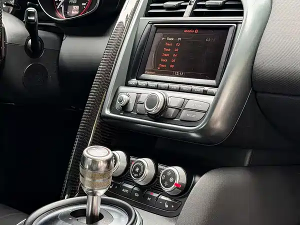 Audi R8 2011