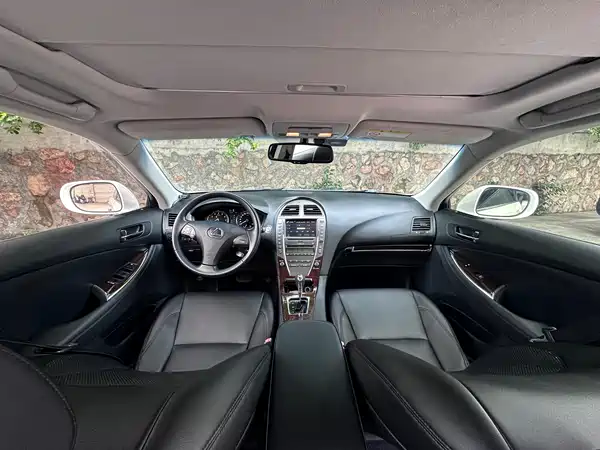 Lexus ES 2012