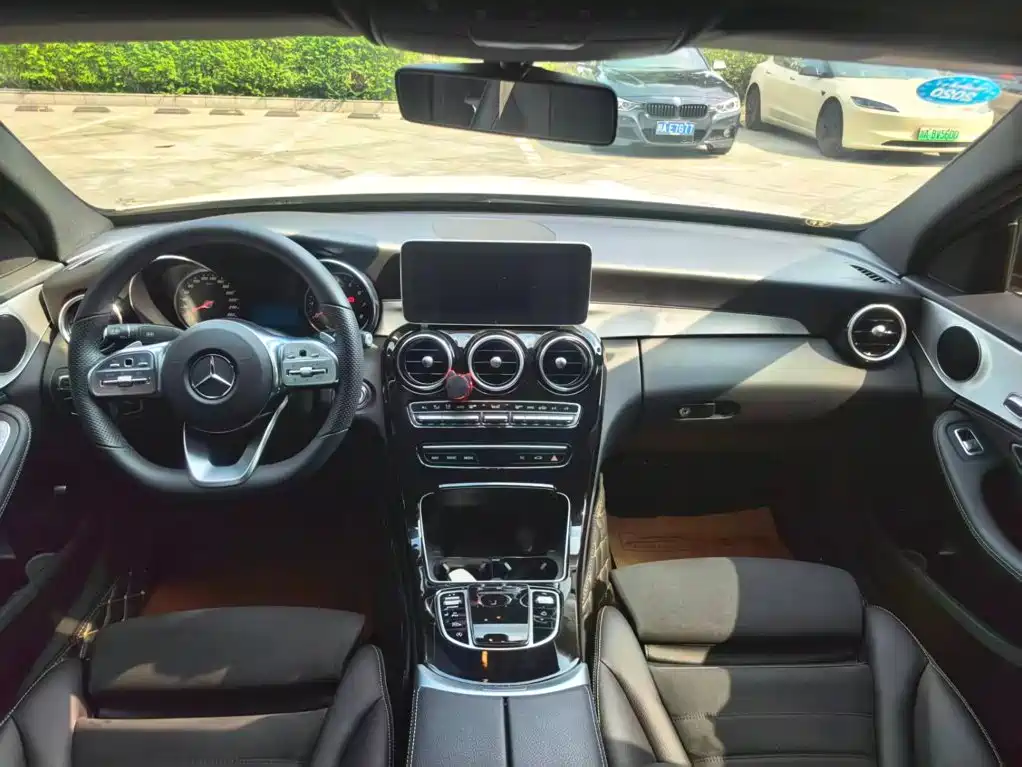 Mercedes-Benz C-Class 2019 — фото 10
