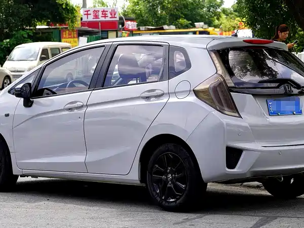 Honda Fit 2016