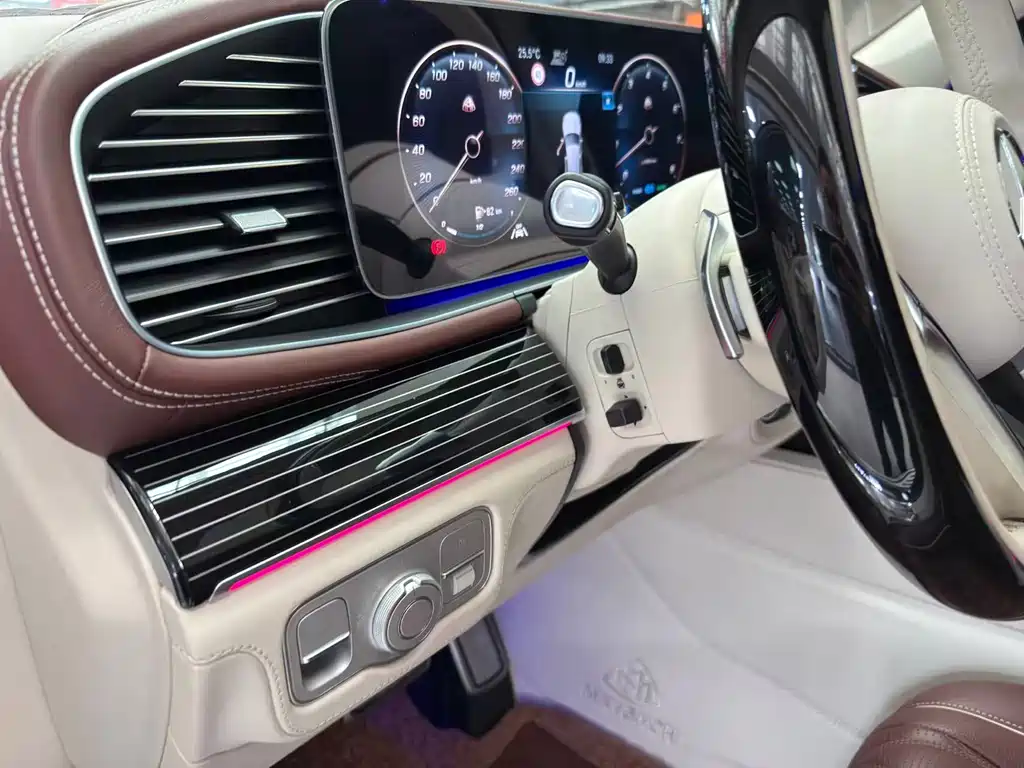 Mercedes-Benz GLS 2021 — фото 10