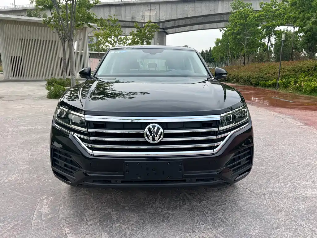 Volkswagen Touareg 2019 — фото 8