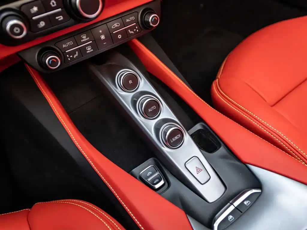 Ferrari Portofino 2023 — фото 15