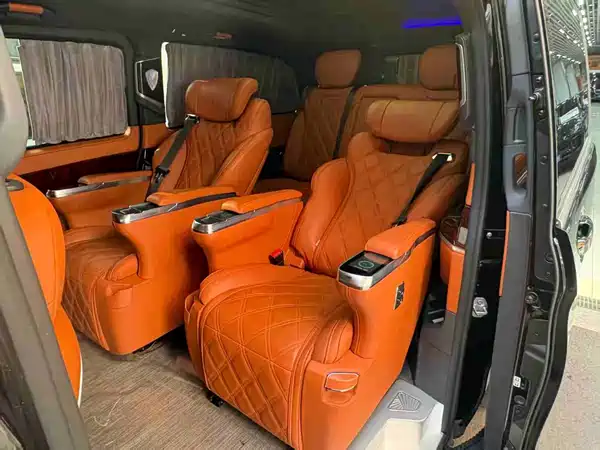 Mercedes-Benz V-Class 2024