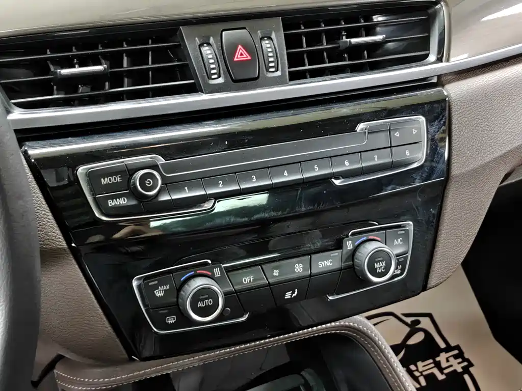 BMW X1 2018 — фото 17