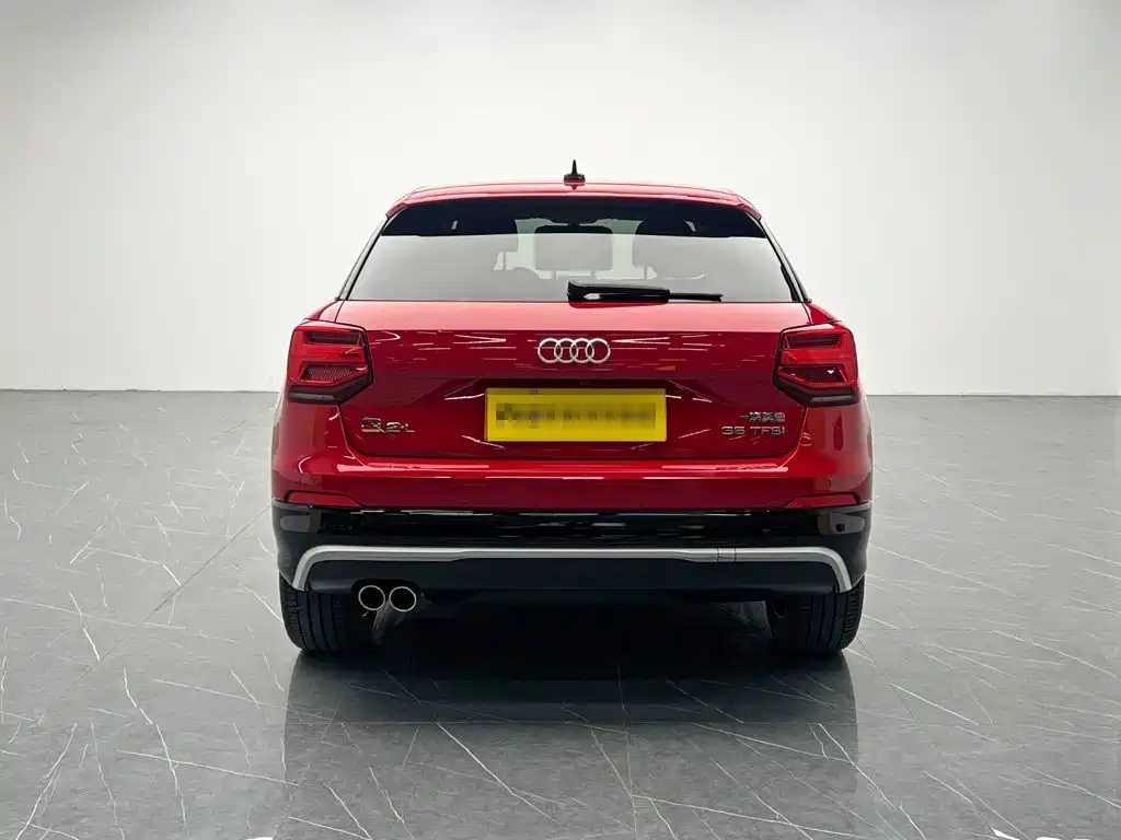 Audi Q2L 2021