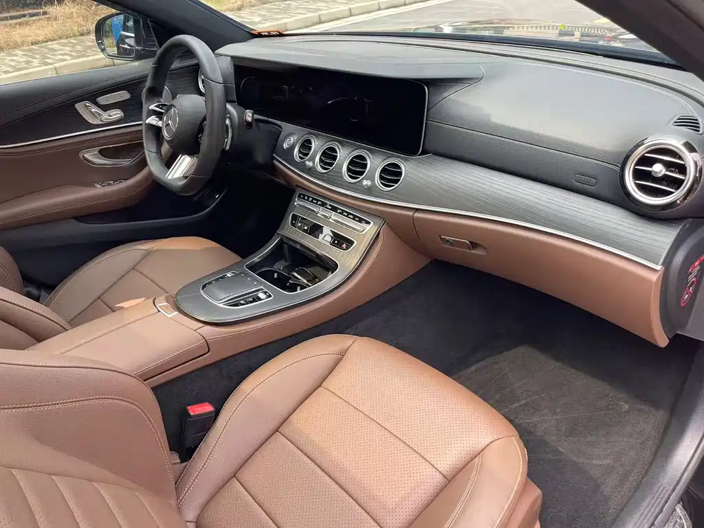 Mercedes-Benz E-Class 2021 — фото 12