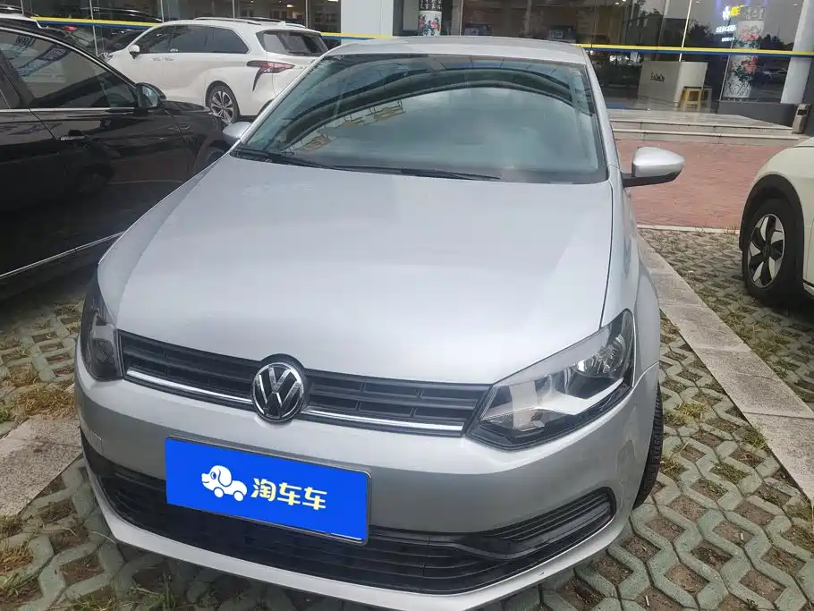 Volkswagen Polo 2015