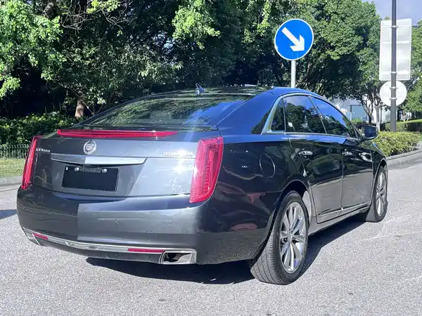 Cadillac XTS 2014