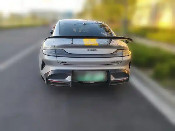 Xiaomi SU7 Ultra 2025